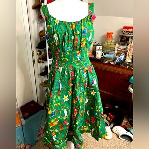 Disney Enchanted Tiki Room dress / size 1x